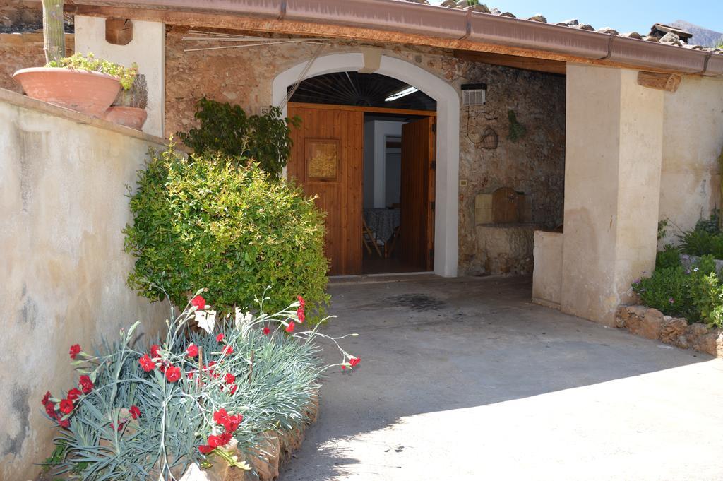 Вилла Casa Vacanze Scurati Кустоначи Номер фото
