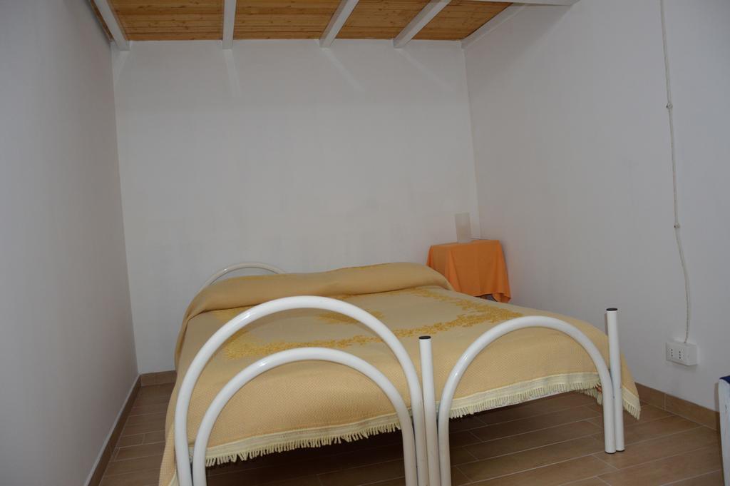 Вилла Casa Vacanze Scurati Кустоначи Номер фото