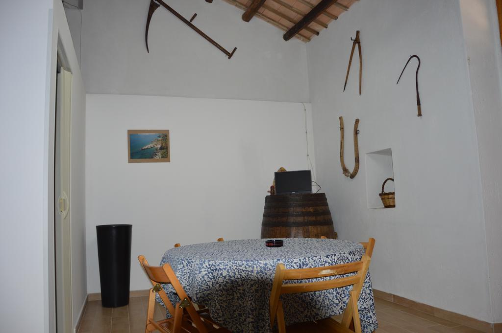Вилла Casa Vacanze Scurati Кустоначи Номер фото
