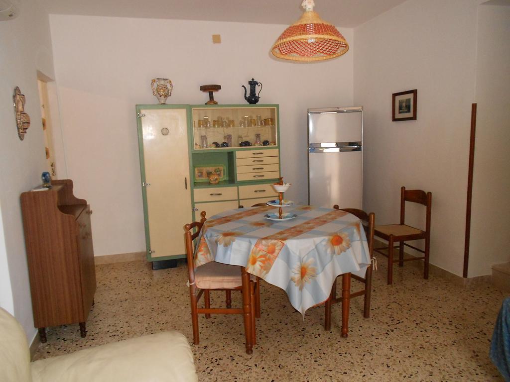 Вилла Casa Vacanze Scurati Кустоначи Номер фото